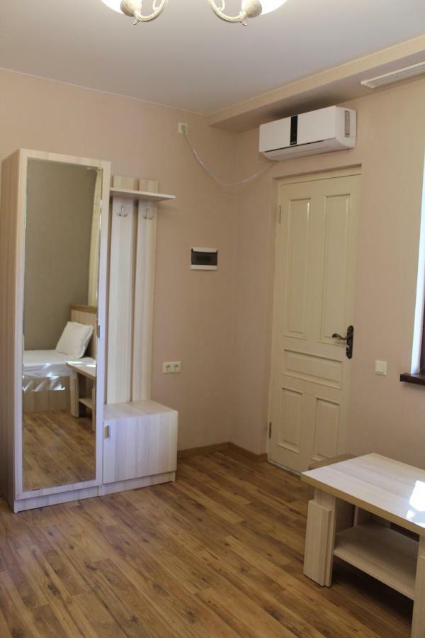Emis Hotel Tbilisi Ngoại thất bức ảnh