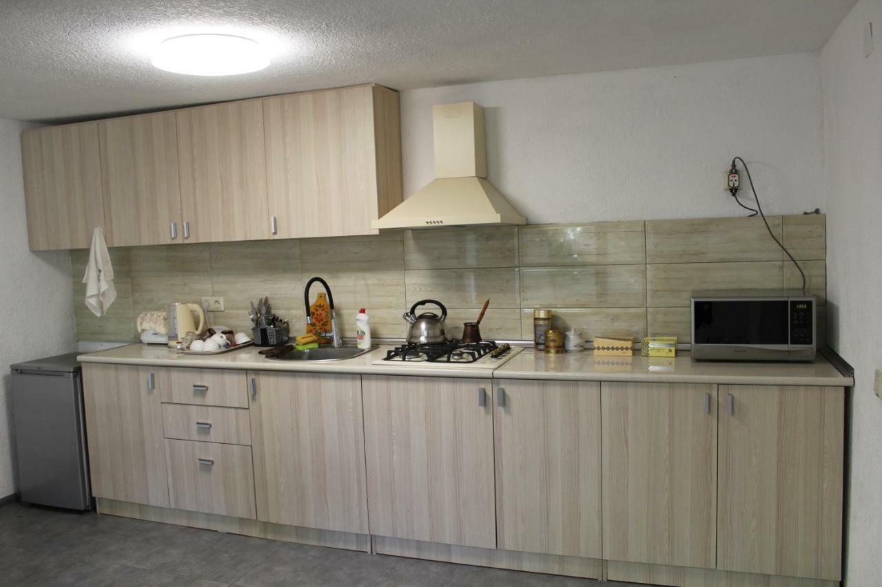 Emis Hotel Tbilisi Ngoại thất bức ảnh